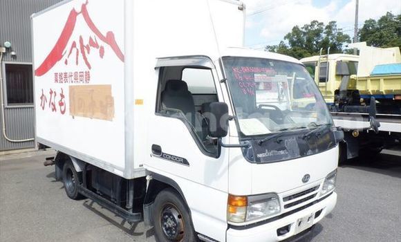 Buy Used Nissan UD White Truck in Kampala in Uganda Buy Used Nissan UD White Truck in Kampala in Uganda