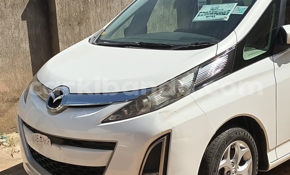 Acheter Neuf Voiture Mazda Biante Blanc à Kampala, Ouganda Acheter Neuf Voiture Mazda Biante Blanc à Kampala, Ouganda