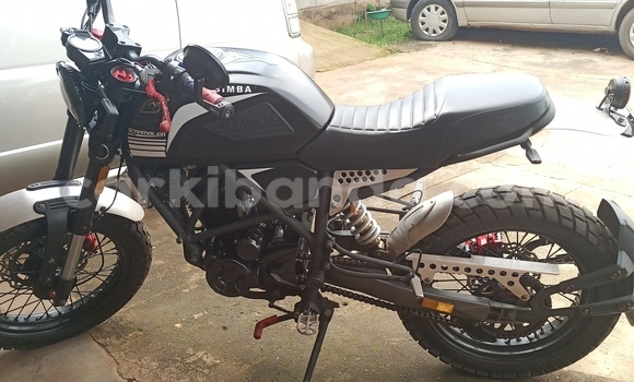 Acheter Occasion Moto Matchless X Noir à Kampala, Ouganda Acheter Occasion Moto Matchless X Noir à Kampala, Ouganda