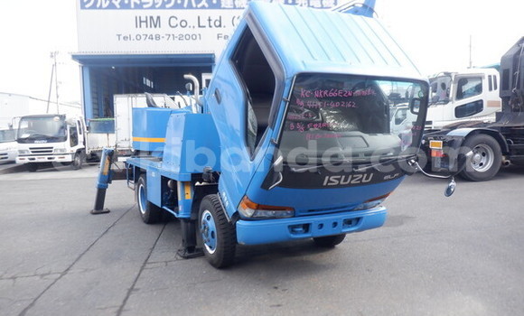 Nunua Ilio tumika Isuzu Bighorn Bluu Lori ndani ya Kampala nchini Uganda Nunua Ilio tumika Isuzu Bighorn Bluu Lori ndani ya Kampala nchini Uganda