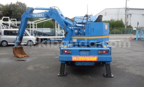 Nunua Ilio tumika Isuzu Bighorn Bluu Lori ndani ya Kampala nchini Uganda Nunua Ilio tumika Isuzu Bighorn Bluu Lori ndani ya Kampala nchini Uganda