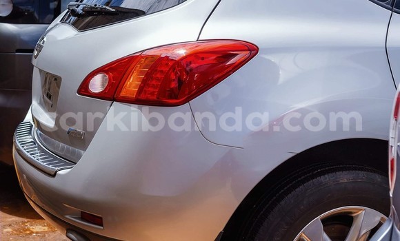 Nunua Ilio tumika Nissan Morano Fedha Gari ndani ya Kampala nchini Uganda Nunua Ilio tumika Nissan Morano Fedha Gari ndani ya Kampala nchini Uganda