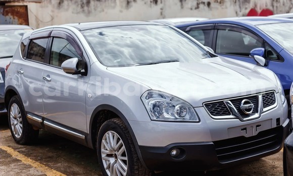 Nunua Ilio tumika Nissan Dualis Fedha Gari ndani ya Kampala nchini Uganda Nunua Ilio tumika Nissan Dualis Fedha Gari ndani ya Kampala nchini Uganda