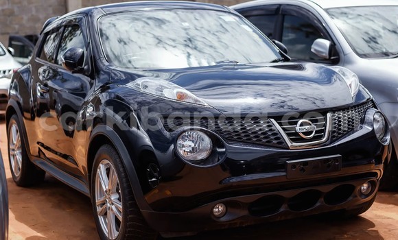 Gura Yakoze Nissan Juke Black Imodoka i Kampala mu Uganda