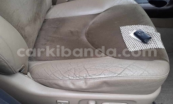 Gura Nshya Toyota Vanguard White Imodoka i Jinja–Kawempe mu Central Gura Nshya Toyota Vanguard White Imodoka i Jinja–Kawempe mu Central