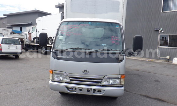 Buy Used Nissan UD White Truck in Kampala in Uganda Buy Used Nissan UD White Truck in Kampala in Uganda