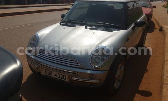Acheter Occasion Voiture MINI Cooper Gris à Kampala, Ouganda Acheter Occasion Voiture MINI Cooper Gris à Kampala, Ouganda