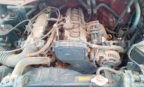 Nunua Ilio tumika Toyota Noah Nyekundu Gari ndani ya Kampala nchini Uganda Nunua Ilio tumika Toyota Noah Nyekundu Gari ndani ya Kampala nchini Uganda