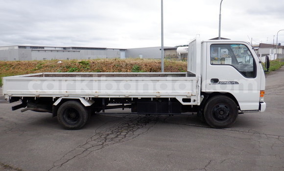 Buy Used Nissan UD White Truck in Kampala in Uganda Buy Used Nissan UD White Truck in Kampala in Uganda