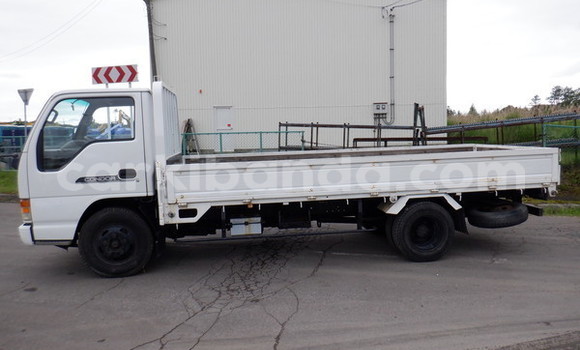 Buy Used Nissan UD White Truck in Kampala in Uganda Buy Used Nissan UD White Truck in Kampala in Uganda