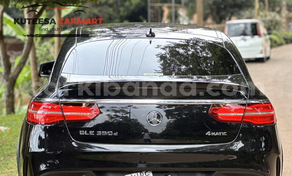 Nunua Imported Mercedes‒Benz AMG GLE Nyeusi Gari ndani ya Kampala nchini Uganda Nunua Imported Mercedes‒Benz AMG GLE Nyeusi Gari ndani ya Kampala nchini Uganda