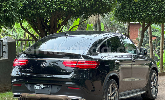 Nunua Imported Mercedes‒Benz AMG GLE Nyeusi Gari ndani ya Kampala nchini Uganda Nunua Imported Mercedes‒Benz AMG GLE Nyeusi Gari ndani ya Kampala nchini Uganda