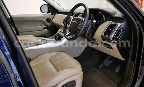 Gura Yakoze Range Rover Range Rover Blue Imodoka i Kampala mu Uganda Gura Yakoze Range Rover Range Rover Blue Imodoka i Kampala mu Uganda