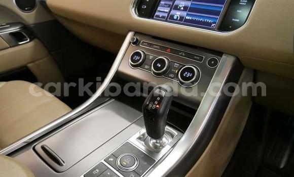 Gura Yakoze Range Rover Range Rover Blue Imodoka i Kampala mu Uganda Gura Yakoze Range Rover Range Rover Blue Imodoka i Kampala mu Uganda