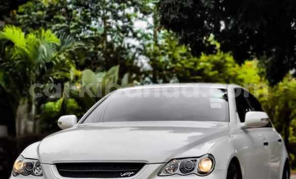 Nunua Ilio tumika Toyota Mark X Nyeupe Gari ndani ya Kampala nchini Uganda Nunua Ilio tumika Toyota Mark X Nyeupe Gari ndani ya Kampala nchini Uganda