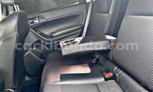 Nunua Ilio tumika Subaru XT Nyeusi Gari ndani ya Kampala nchini Uganda Nunua Ilio tumika Subaru XT Nyeusi Gari ndani ya Kampala nchini Uganda