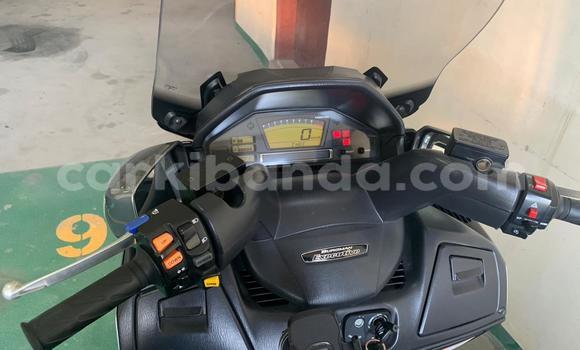 Buy Used Suzuki Boulevard Black Bike in Kampala in Uganda Buy Used Suzuki Boulevard Black Bike in Kampala in Uganda