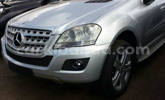Buy Used Mercedes‒Benz ML–Class Silver Car in Kampala in Uganda Buy Used Mercedes‒Benz ML–Class Silver Car in Kampala in Uganda