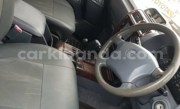 Gura Yakoze Toyota Prado Other Imodoka i Kampala mu Uganda Gura Yakoze Toyota Prado Other Imodoka i Kampala mu Uganda