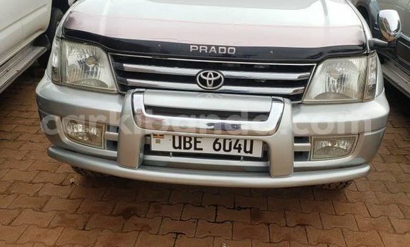 Gura Yakoze Toyota Prado Other Imodoka i Kampala mu Uganda Gura Yakoze Toyota Prado Other Imodoka i Kampala mu Uganda