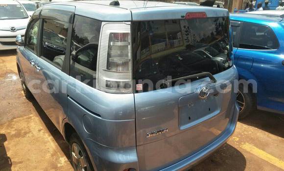 Acheter Occasion Voiture Toyota Sienta Autre à Kampala, Ouganda Acheter Occasion Voiture Toyota Sienta Autre à Kampala, Ouganda