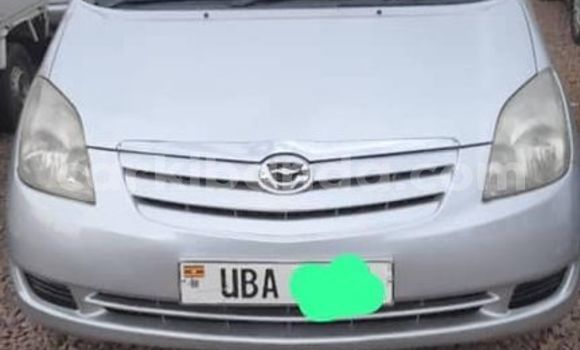 Gura Yakoze Toyota Spacio Other Imodoka i Kampala mu Uganda