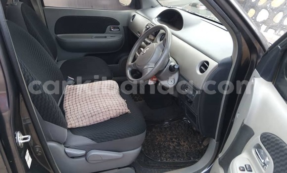 Acheter Occasion Voiture Toyota Sienta Autre à Kampala, Ouganda Acheter Occasion Voiture Toyota Sienta Autre à Kampala, Ouganda