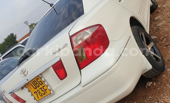 Acheter Occasion Voiture Toyota Premio Blanc à Kampala, Ouganda Acheter Occasion Voiture Toyota Premio Blanc à Kampala, Ouganda