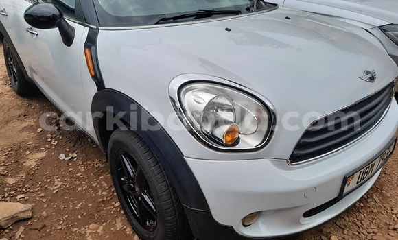 Buy Used MINI Cooper White Car in Kampala in Uganda Buy Used MINI Cooper White Car in Kampala in Uganda