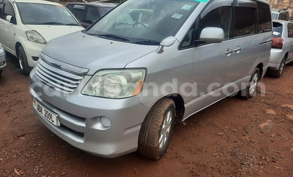 Acheter Occasion Voiture Toyota Noah Autre à Kampala, Ouganda Acheter Occasion Voiture Toyota Noah Autre à Kampala, Ouganda