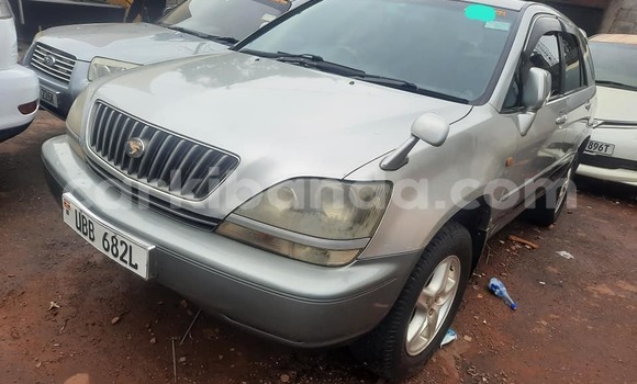 Acheter Occasion Voiture Toyota Harrier Autre à Kampala, Ouganda Acheter Occasion Voiture Toyota Harrier Autre à Kampala, Ouganda