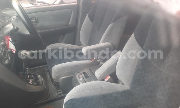 Acheter Occasion Voiture Toyota Harrier Autre à Kampala, Ouganda Acheter Occasion Voiture Toyota Harrier Autre à Kampala, Ouganda