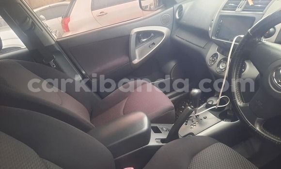 Acheter Occasion Voiture Toyota RAV4 Autre à Kampala, Ouganda Acheter Occasion Voiture Toyota RAV4 Autre à Kampala, Ouganda