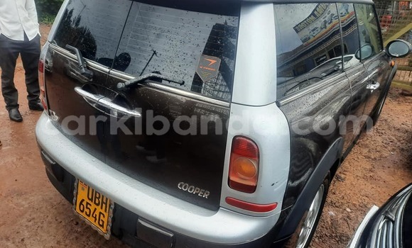 Acheter Occasion Voiture MINI Cooper Noir à Kampala, Ouganda Acheter Occasion Voiture MINI Cooper Noir à Kampala, Ouganda