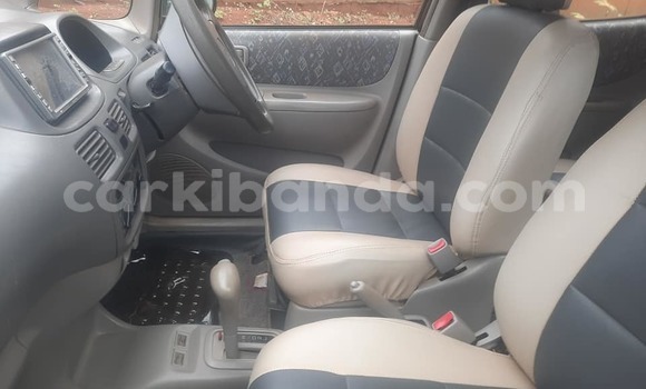 Acheter Occasion Voiture Toyota Mark X Noir à Kampala, Ouganda Acheter Occasion Voiture Toyota Mark X Noir à Kampala, Ouganda