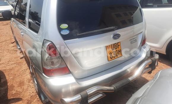 Acheter Occasion Voiture Subaru Bistro Autre à Kampala, Ouganda Acheter Occasion Voiture Subaru Bistro Autre à Kampala, Ouganda