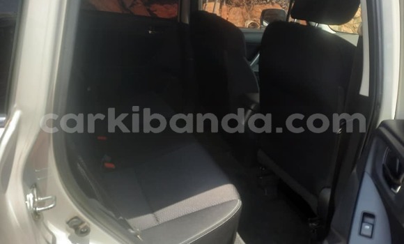 Acheter Occasion Voiture Subaru Forester Blanc à Kampala, Ouganda Acheter Occasion Voiture Subaru Forester Blanc à Kampala, Ouganda