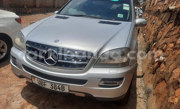 Acheter Occasion Voiture Mercedes‒Benz 230 Autre à Kampala, Ouganda Acheter Occasion Voiture Mercedes‒Benz 230 Autre à Kampala, Ouganda