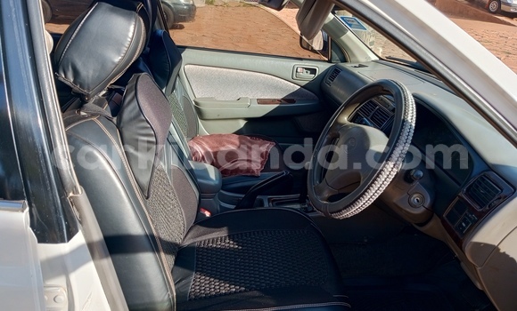 Acheter Occasion Voiture Toyota Premio Gris à Kampala, Ouganda