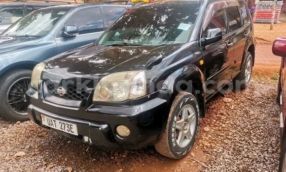 Gura Yakoze Nissan XβTrail Black Imodoka i Ibanda mu Western Gura Yakoze Nissan XβTrail Black Imodoka i Ibanda mu Western