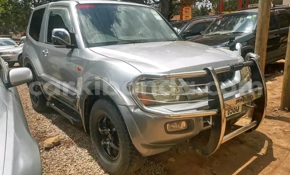 Gura Yakoze Mitsubishi Pajero Mini Silver Imodoka i Mbarara mu Uganda Gura Yakoze Mitsubishi Pajero Mini Silver Imodoka i Mbarara mu Uganda
