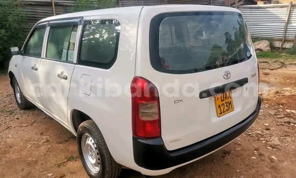 Nunua Ilio tumika Toyota Probox Nyeupe Gari ndani ya Masaka nchini Uganda Nunua Ilio tumika Toyota Probox Nyeupe Gari ndani ya Masaka nchini Uganda