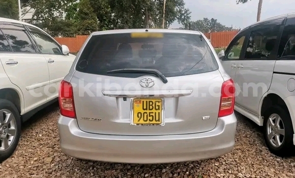 Gura Yakoze Toyota Fielder Other Imodoka i Kampala mu Uganda Gura Yakoze Toyota Fielder Other Imodoka i Kampala mu Uganda