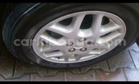 Acheter Occasion Voiture Toyota Vista Blanc à Kampala, Ouganda Acheter Occasion Voiture Toyota Vista Blanc à Kampala, Ouganda