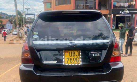 Nunua Ilio tumika Toyota Highlander Nyeusi Gari ndani ya Masaka nchini Uganda Nunua Ilio tumika Toyota Highlander Nyeusi Gari ndani ya Masaka nchini Uganda