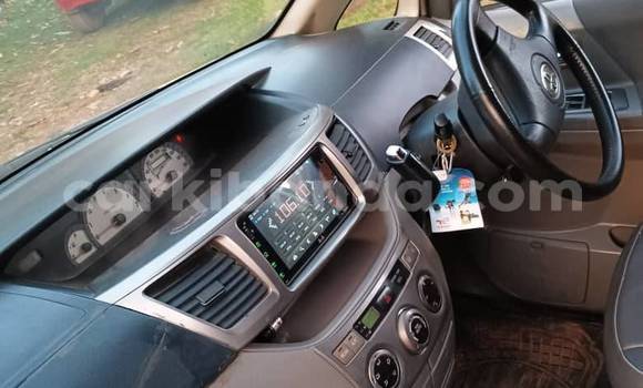 Nunua Ilio tumika Toyota Noah Nyingine Gari ndani ya Busembatia nchini Mashariki Nunua Ilio tumika Toyota Noah Nyingine Gari ndani ya Busembatia nchini Mashariki