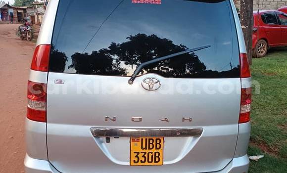 Nunua Ilio tumika Toyota Noah Nyingine Gari ndani ya Busembatia nchini Mashariki Nunua Ilio tumika Toyota Noah Nyingine Gari ndani ya Busembatia nchini Mashariki