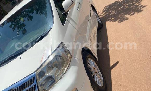 Nunua Ilio tumika Toyota Alphard Nyeupe Gari ndani ya Bugiri nchini Mashariki Nunua Ilio tumika Toyota Alphard Nyeupe Gari ndani ya Bugiri nchini Mashariki