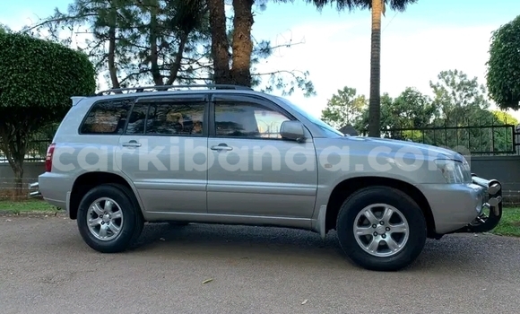 Buy Used Toyota Kruger Silver Car in Kampala in Uganda