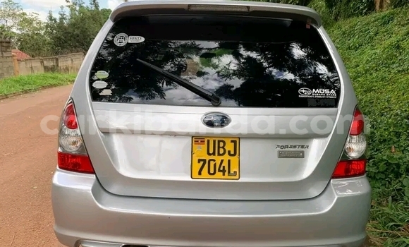 Gura Yakoze Subaru Forester Beige Imodoka i Kampala mu Uganda Gura Yakoze Subaru Forester Beige Imodoka i Kampala mu Uganda